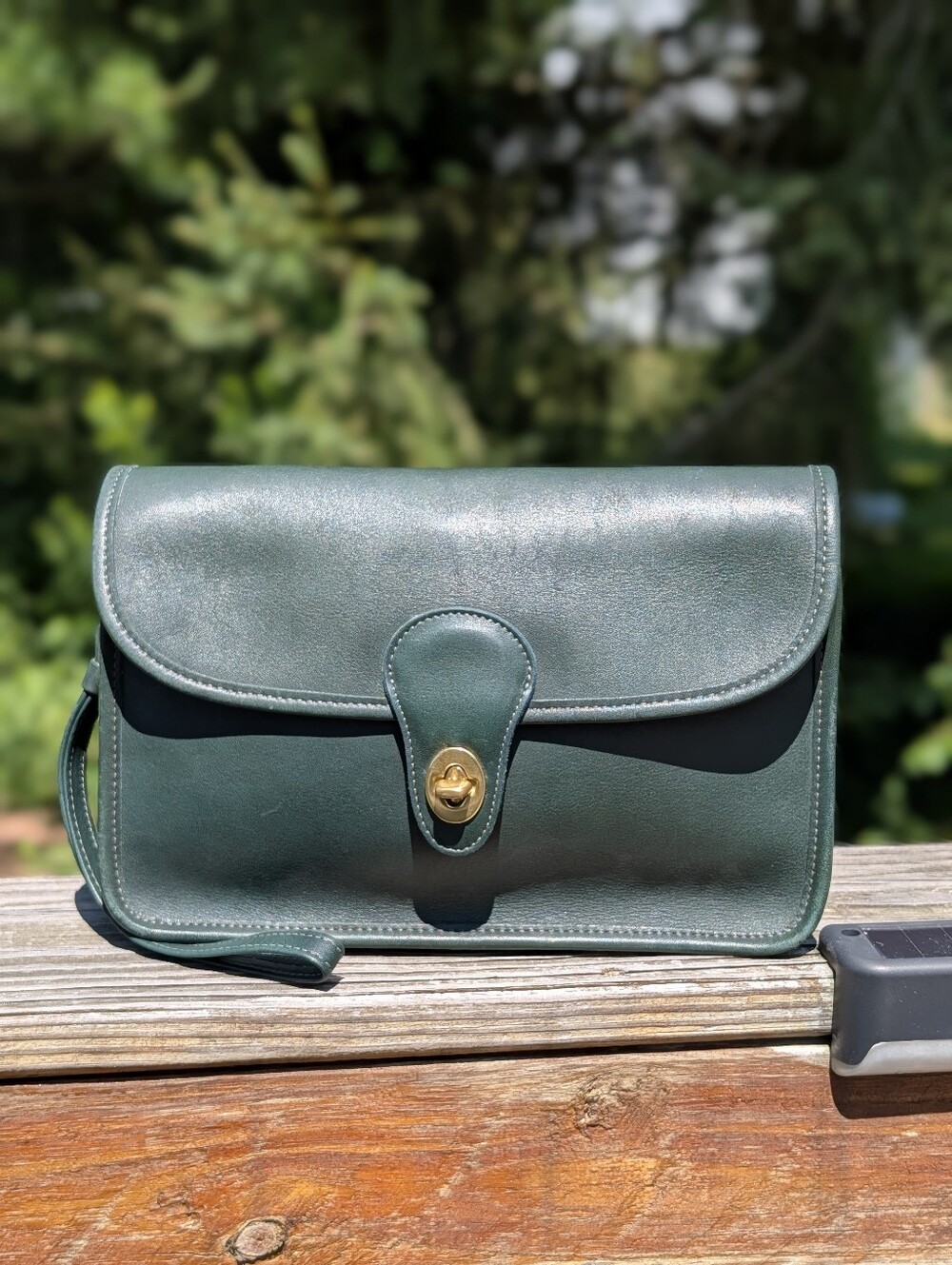Rare Green vintage Coach Turnlock Clutch 9933